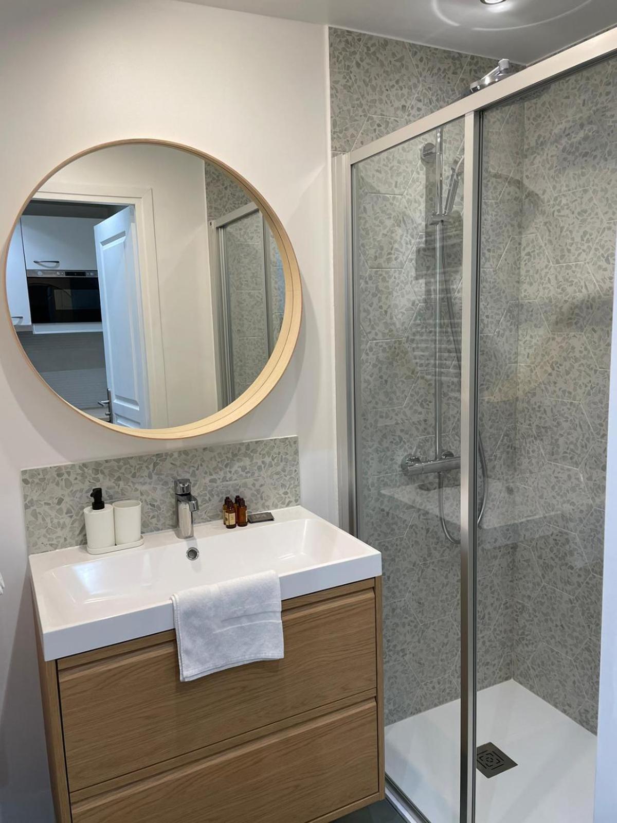 Studio 4P Calme/Full Equipped/Charonne/Perelachese Paris Luaran gambar