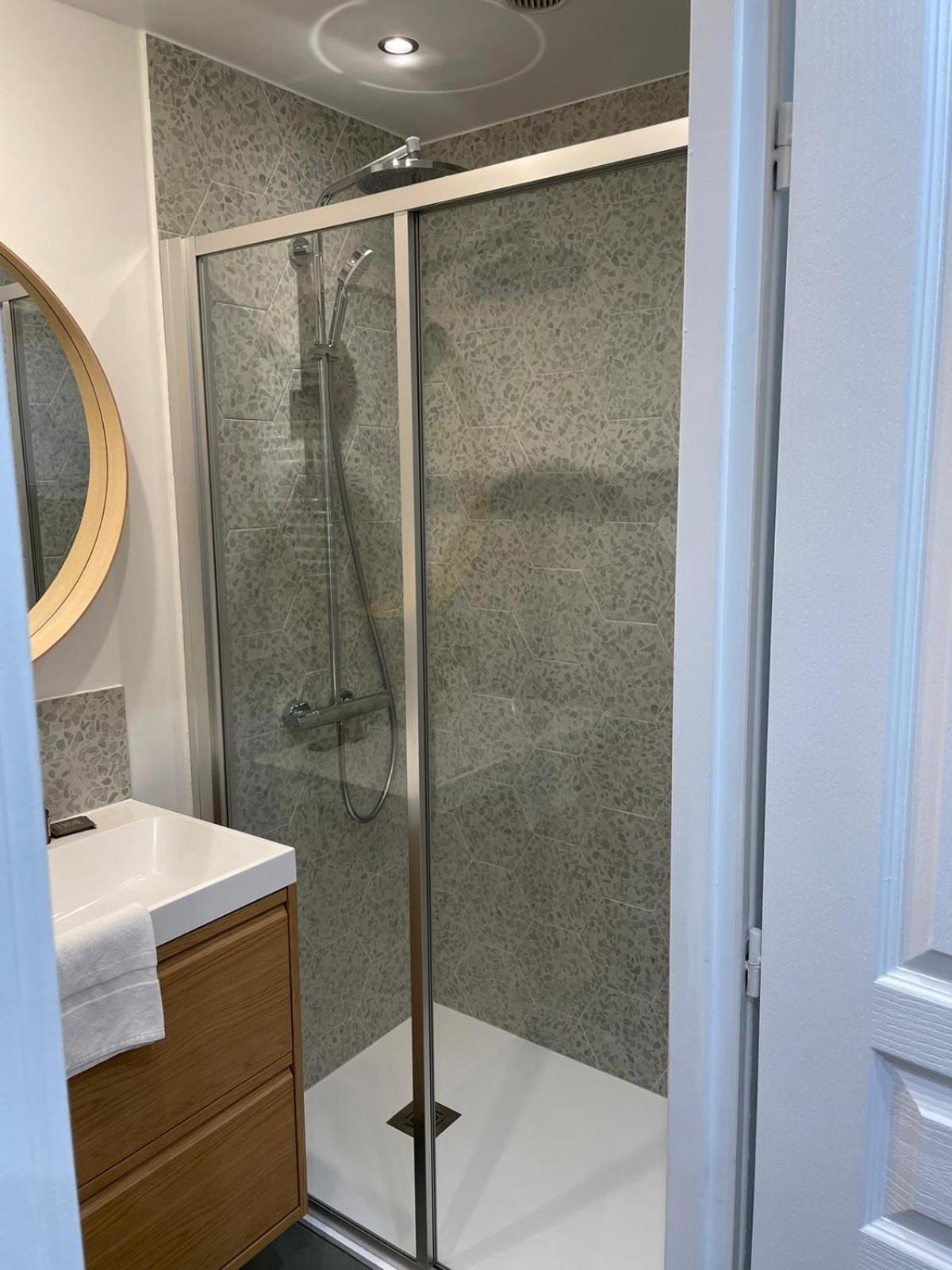 Studio 4P Calme/Full Equipped/Charonne/Perelachese Paris Luaran gambar